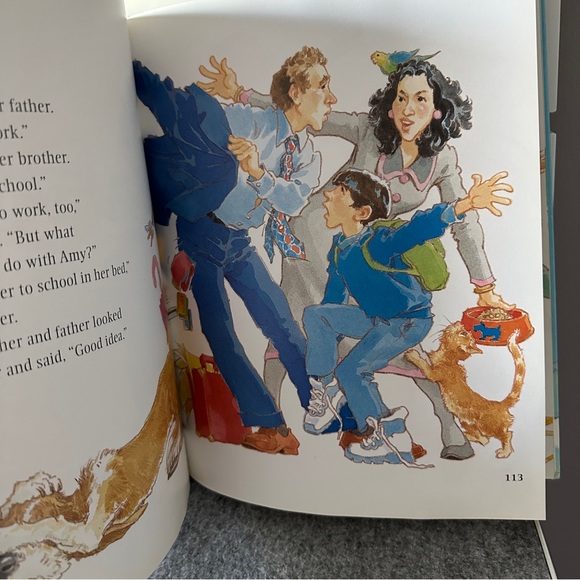 Book: Munsch More! : A Robert Munsch Collection Hardcover Robert Munsch - Picture 5 of 8